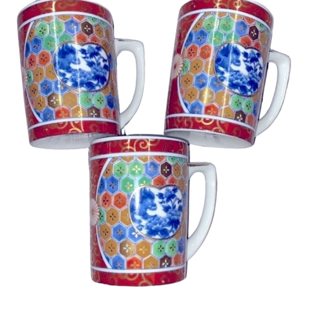 Vintage Kozan Gama Japan Imari mugs blue dragon set of 3